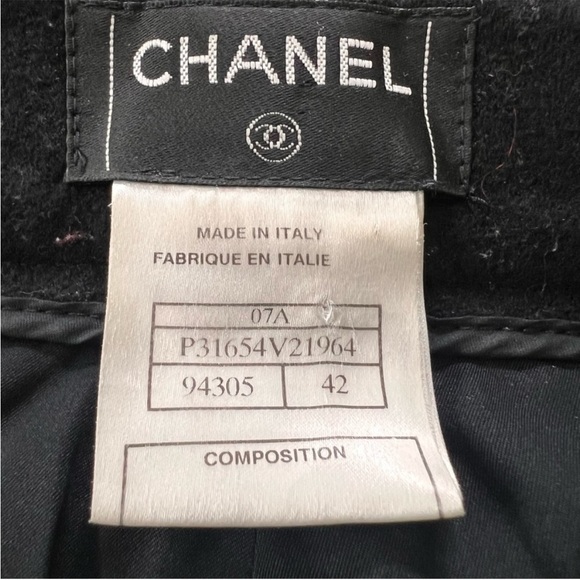 Classic CHANEL wool trousers - Picture 4 of 15